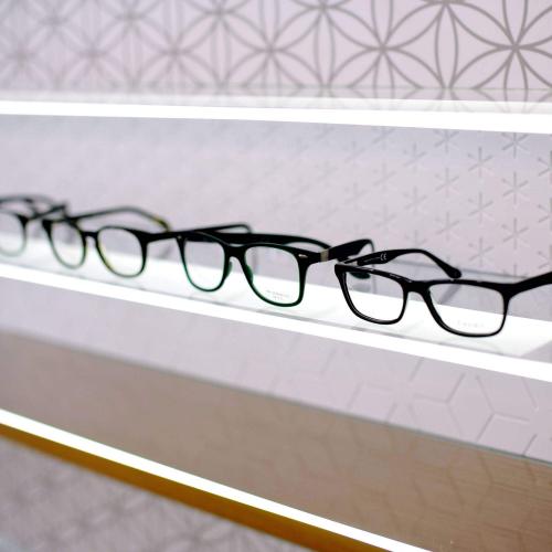 Wall shelves can be customized with back panels in different motives and decors.