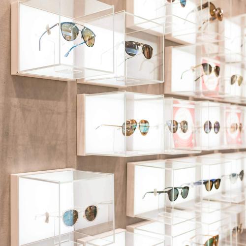 Alea - modular system of frame display boxes for walls. Integrated LED lighting.